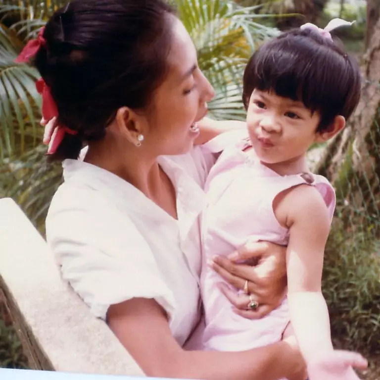 masa kecil Dian Sastrowardoyo © Instagram/@therealdisastr