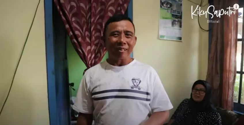 rumah orang tua Kiky Saputri © 2021 YouTube