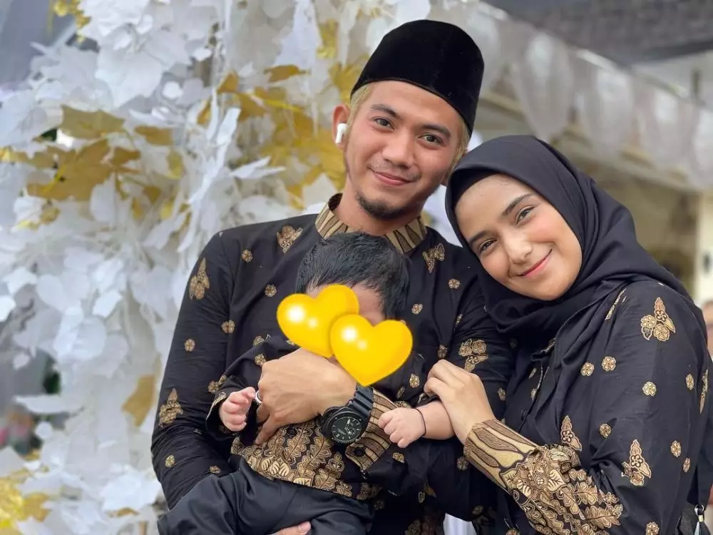 Rizky DA dan Nadya ke kondangan © 2021 berbagai sumber