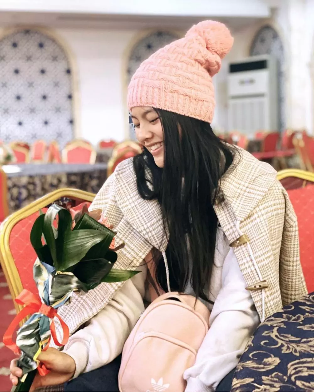 windy cantika lifter 19 tahun raih perunggu © berbagai sumber windy cantika lifter 19 tahun raih perunggu © berbagai sumber