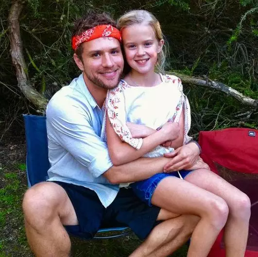 aktor Hollywood momong anak © berbagai sumber