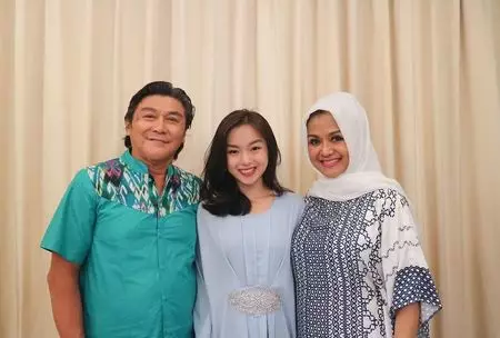 potret Betharia Sonata dan putrinya © Instagram/@official.bethariasonata