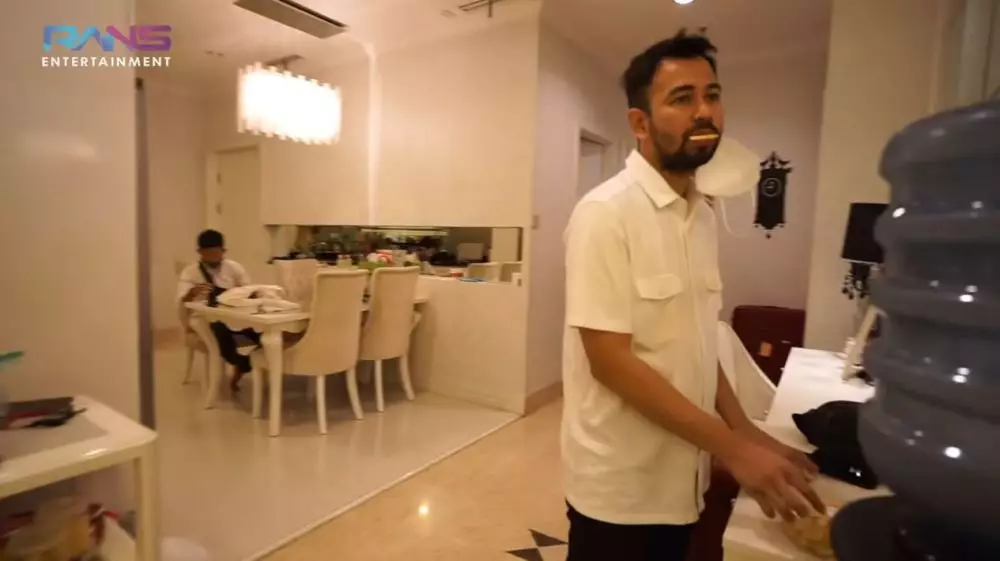 apartemen Rieta Amilia © YouTube apartemen Rieta Amilia © YouTube