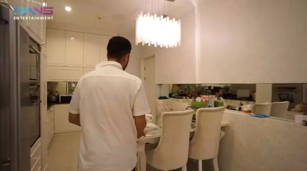 apartemen Rieta Amilia © YouTube apartemen Rieta Amilia © YouTube