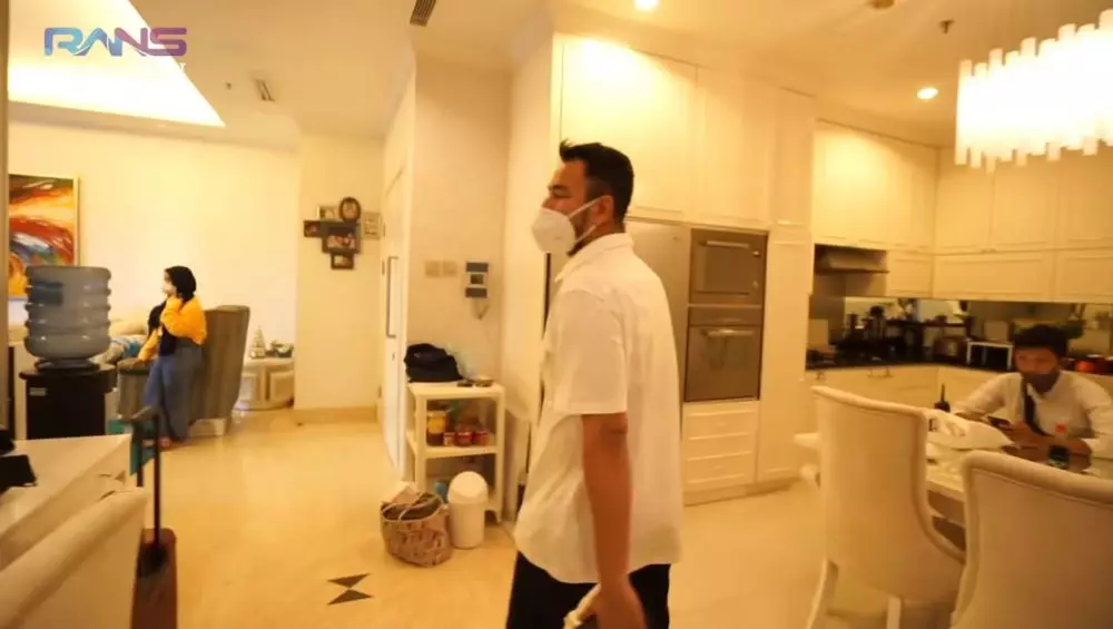 apartemen Rieta Amilia © YouTube apartemen Rieta Amilia © YouTube