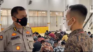 Tukang parkir di polres jadi polisi © Instagram/@divisihumaspolri