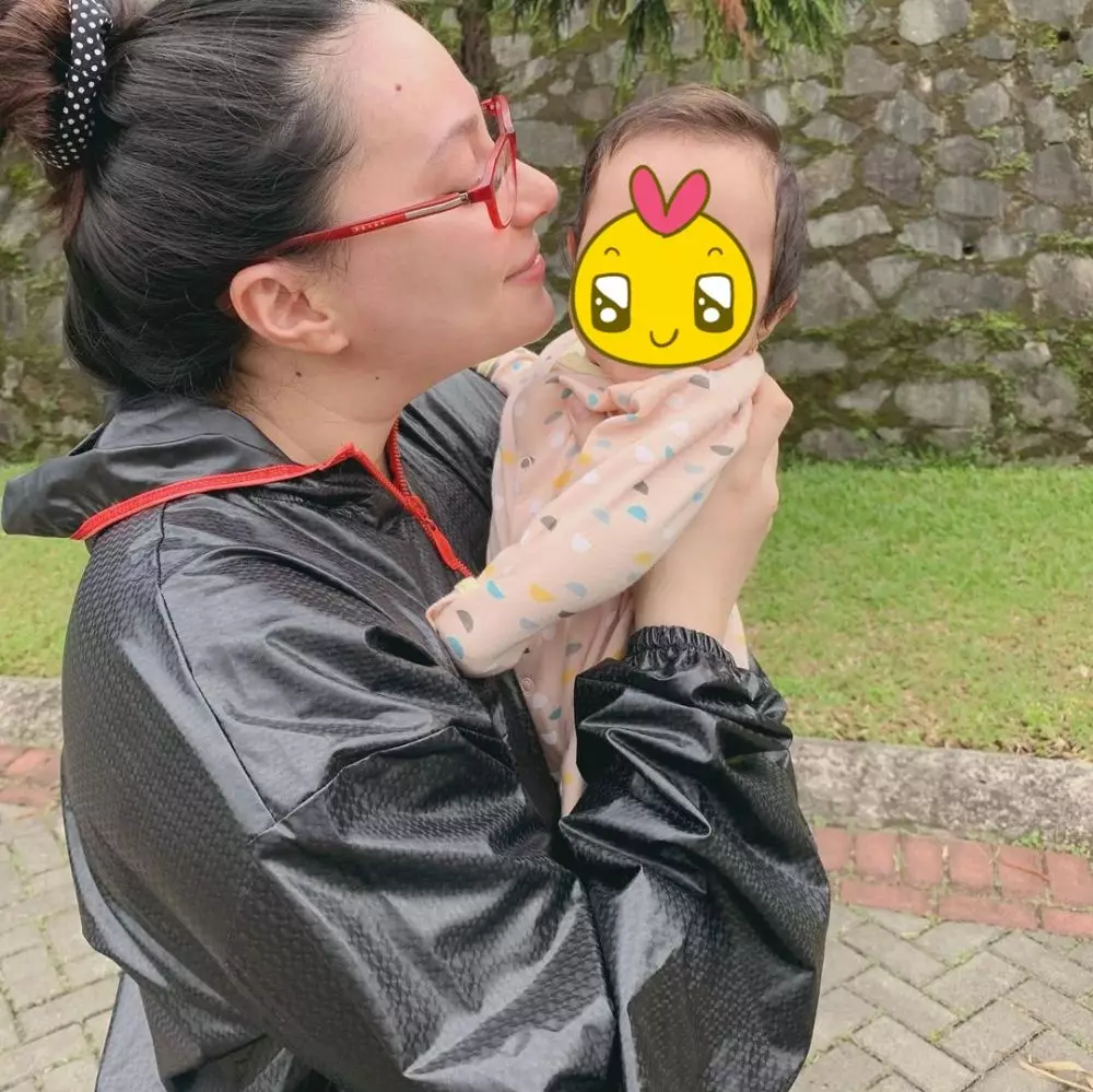 potret terbaru Asmirandah © Instagram