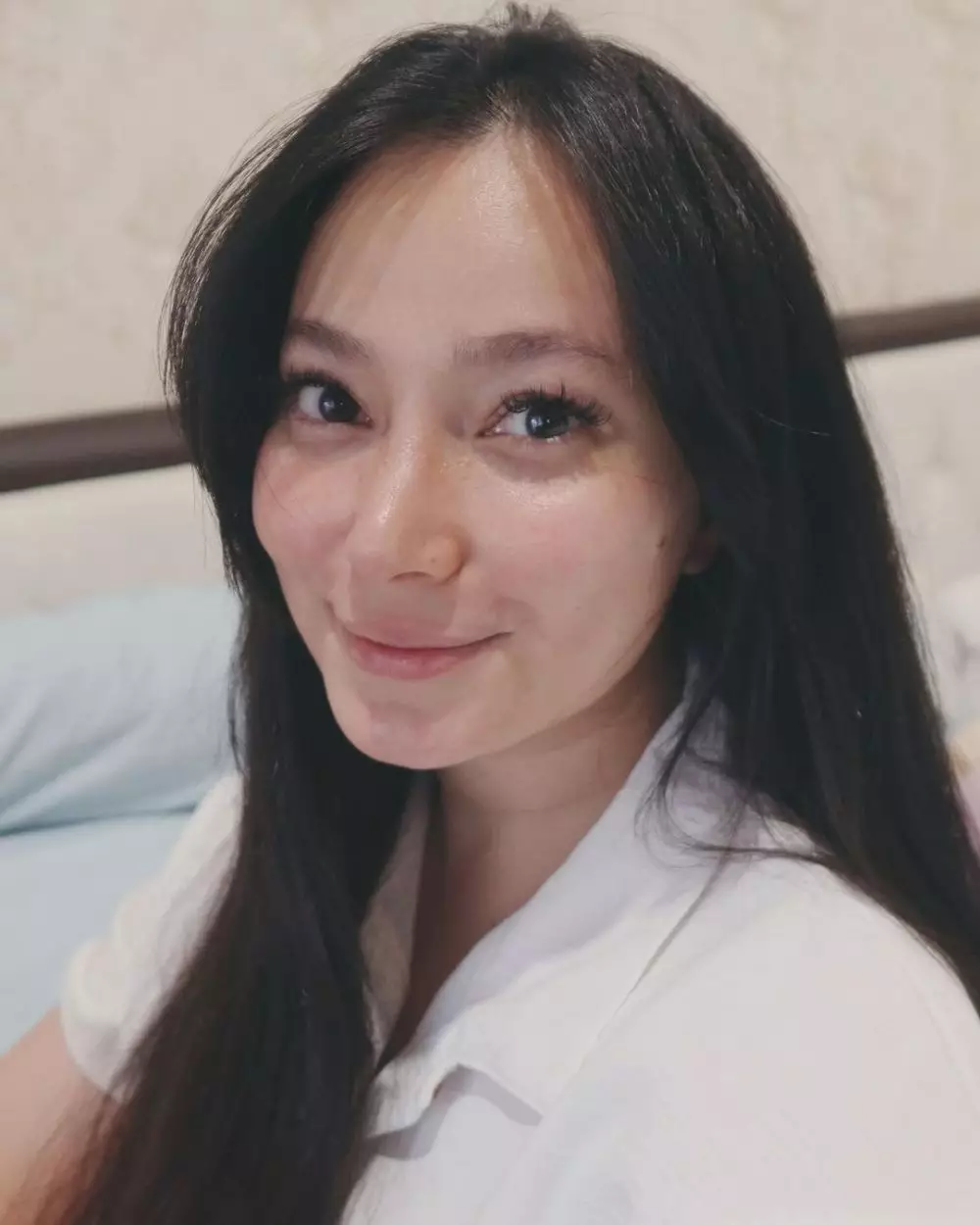 potret terbaru Asmirandah © Instagram