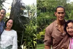 7 Momen kebersamaan Ade Rai bareng ibunya, penuh kenangan