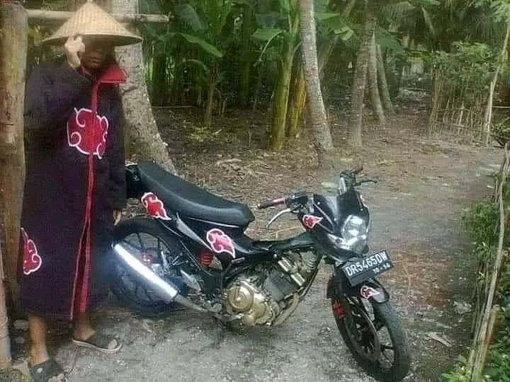 aksi pengendara motor lucu abis © 2021 instagram.com