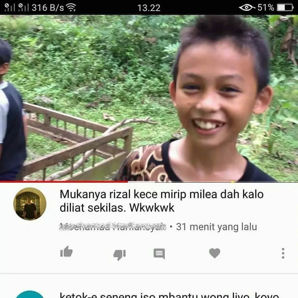 komentar absurd youtube © 2021 berbagai sumber