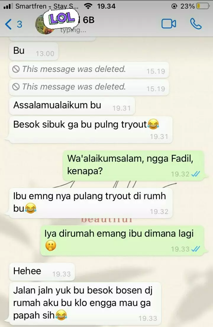 Chat lucu antara siswa dan guru © Twitter