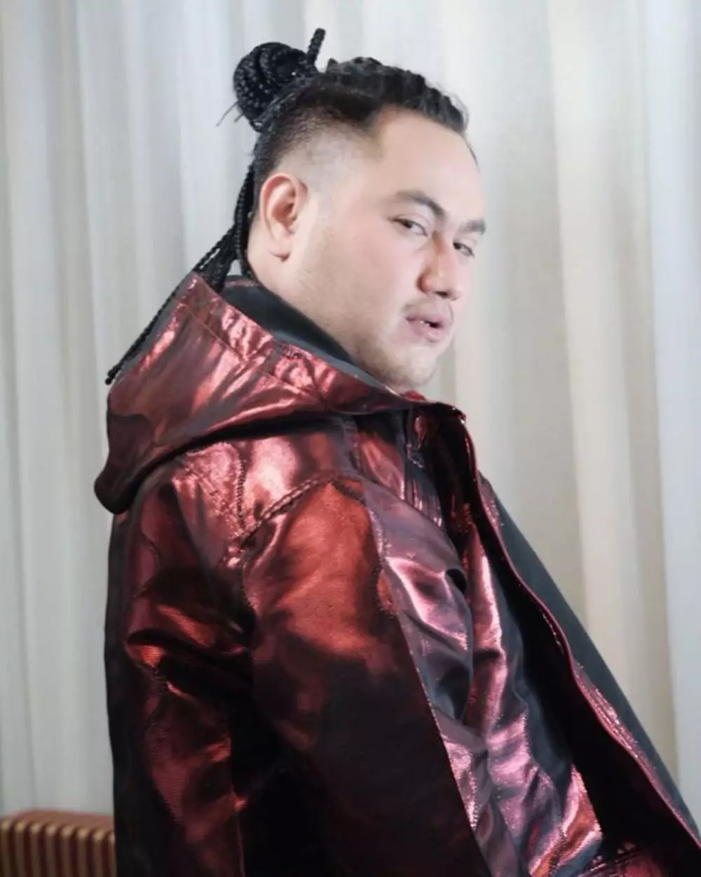 musisi ganteng dengan rambut cornrows © 2021 brilio.net musisi ganteng dengan rambut cornrows © 2021 brilio.net