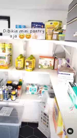 Potret minimarket dalam rumah Fitri Tropica © Instagram/@fitrop Potret minimarket dalam rumah Fitri Tropica © Instagram/@fitrop