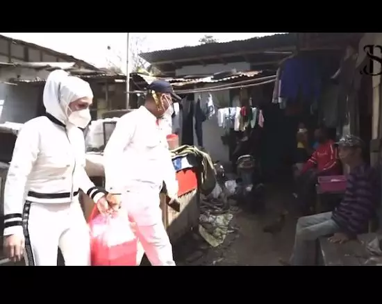 momen bella shofie bagikan 1000 makanan © instagram