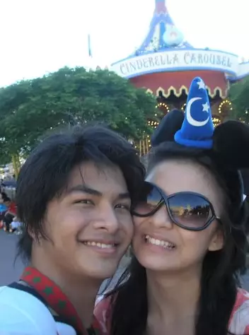 Momen perjalanan cinta Chelsea Olivia & Glenn Alinskie YouTube/Alinskie Family