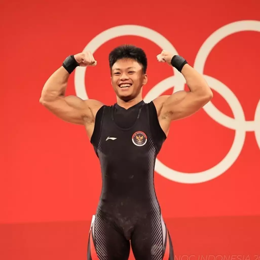 Rahmat Erwin Abdullah, lifter 20 tahun raih perunggu Olimpiade Tokyo