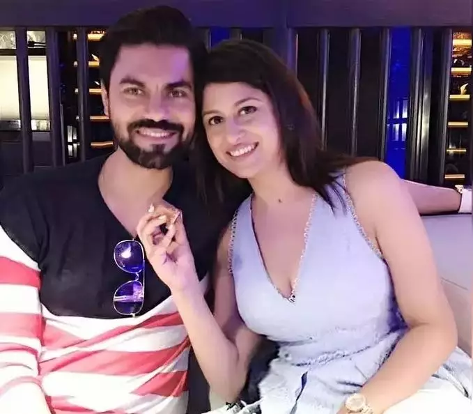 pemain Navya dan pasangan asli © 2021 brilio.net