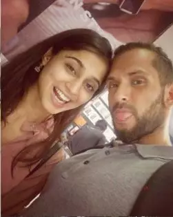 pemain Navya dan pasangan asli © 2021 brilio.net