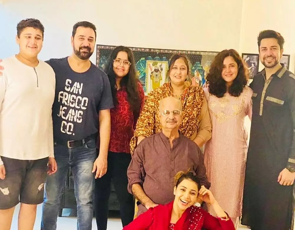 pemain Navya dan pasangan asli © 2021 brilio.net