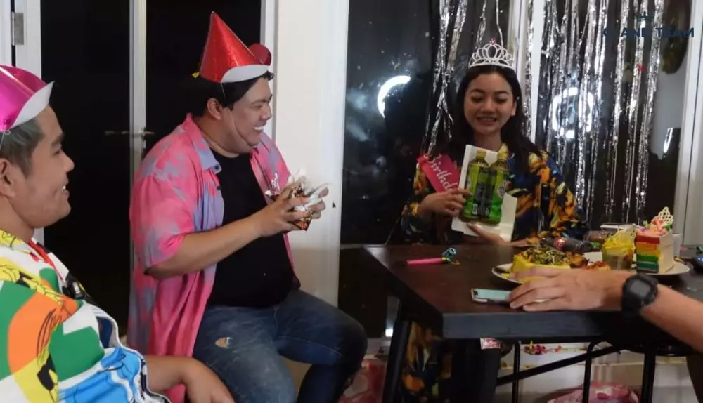 kejutan kedua Glenca © YouTube kejutan kedua Glenca © YouTube