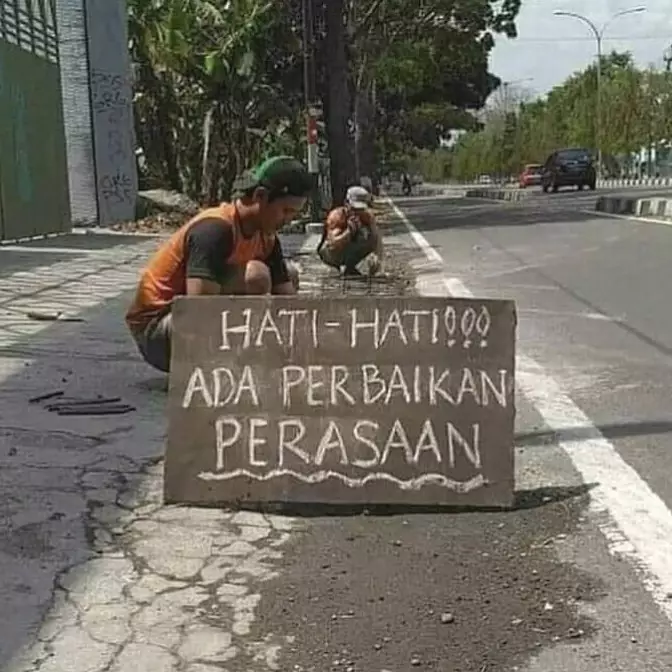 kata-kata lucu tukang bangunan © 2021 instagram.com