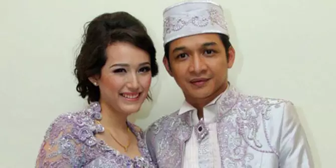 pernikahan seleb istri politisi © KapanLagi.com pernikahan seleb istri politisi © KapanLagi.com