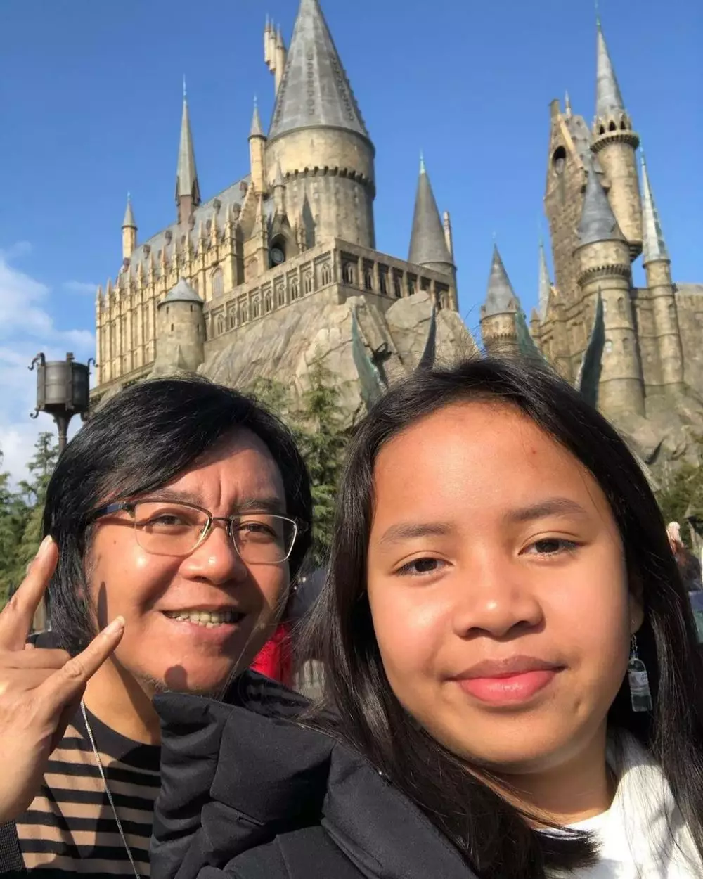 kebersamaan penyanyi pria bareng anak © 2021 brilio.net