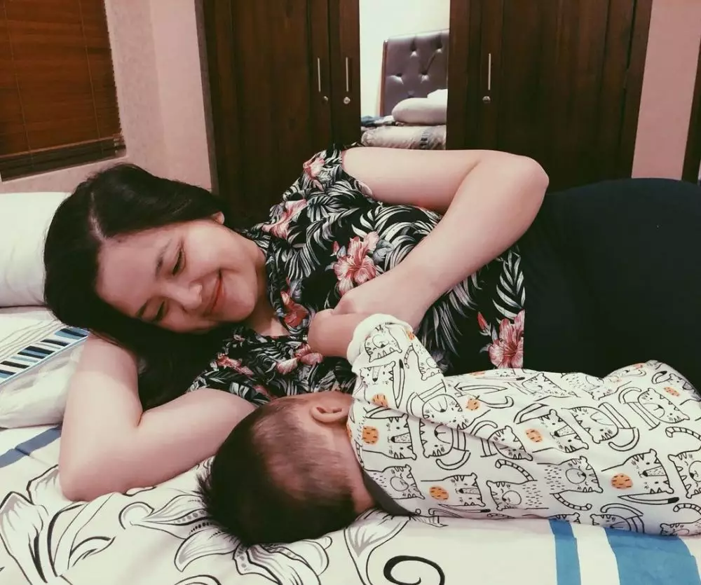 kamar mantan penyanyi cilik © Instagram