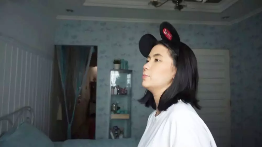 kamar mantan penyanyi cilik © YouTube