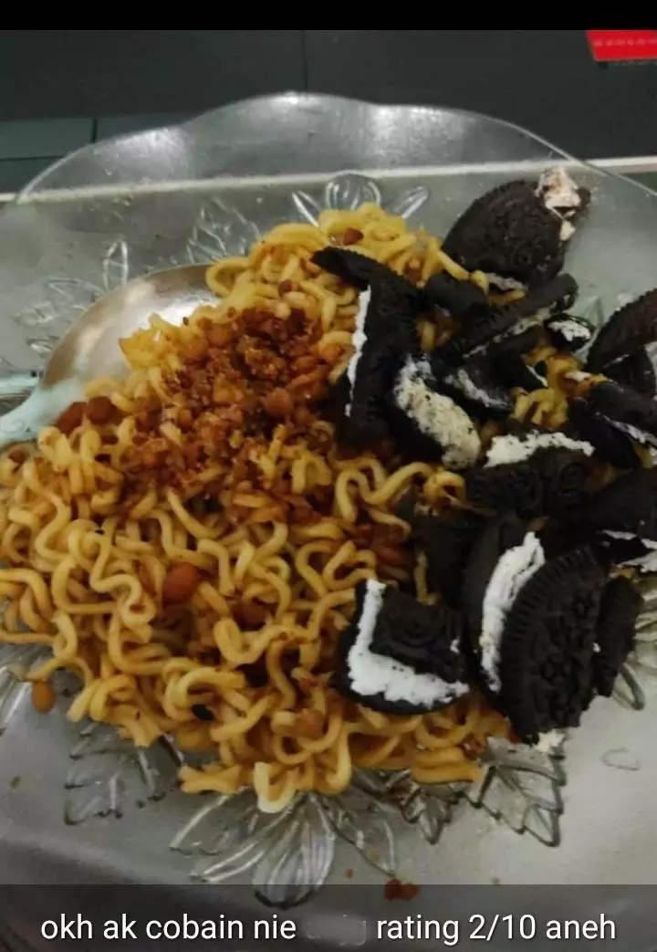 Review lucu makanan © berbagai sumber