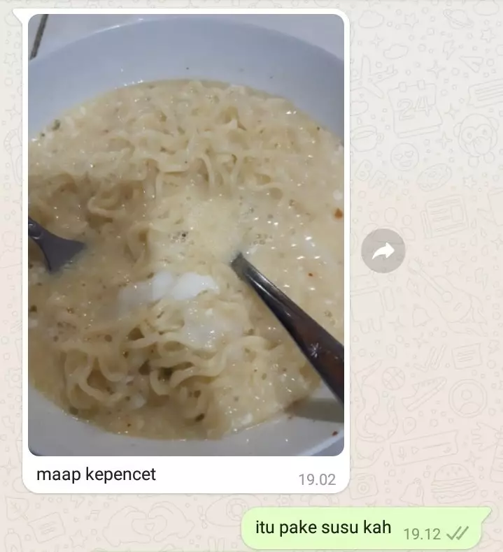 Chat kakak adik soal makanan © berbagai sumber