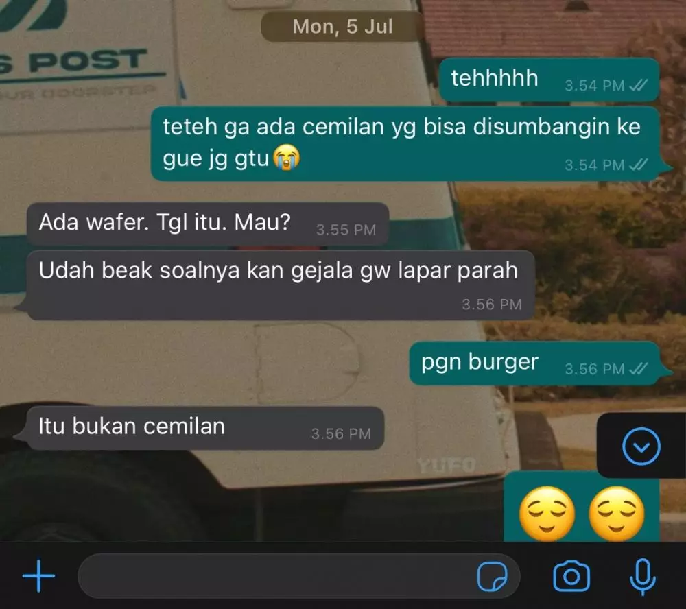 Chat kakak adik soal makanan © berbagai sumber