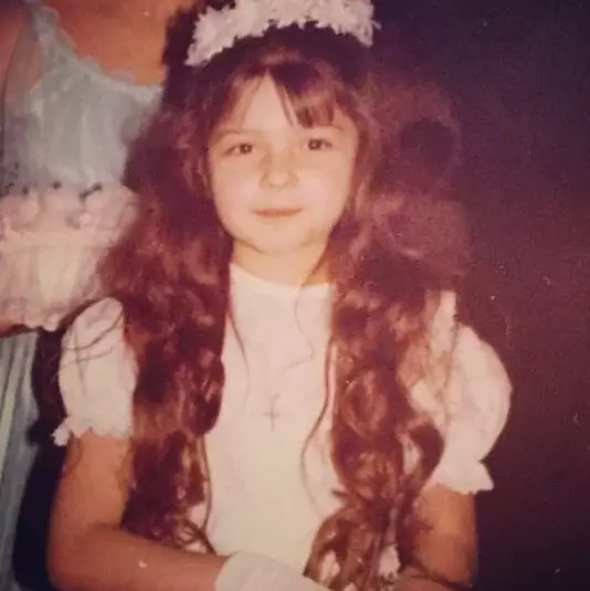 Potret masa kecil aktris telenovela 90-an dari berbagai sumber