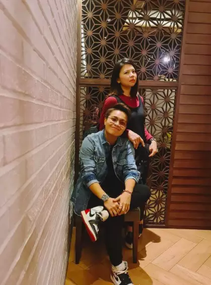 Potret kompak Greysia Polii dan Apriyani Rahayu dari berbagai sumber