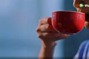 Sianida, cerita konspirasi pembunuhan dalam secangkir kopi