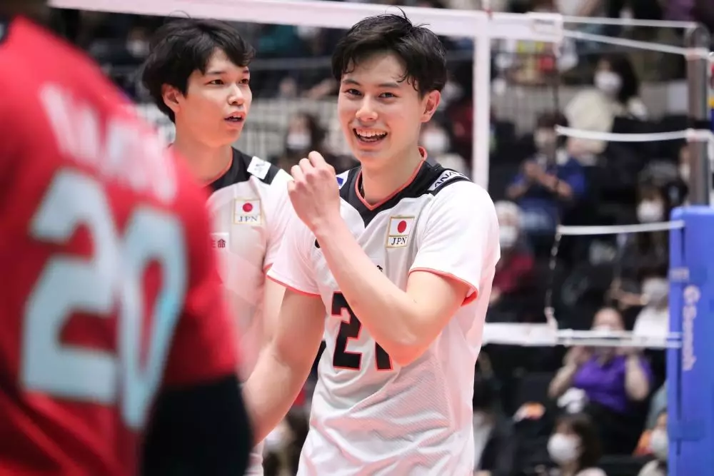 Pesona Ran Takahashi dari berbagai sumber