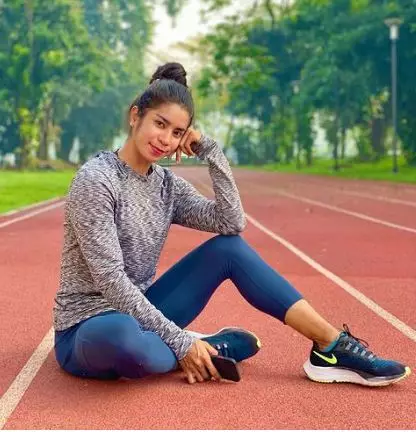 Potret Alvina Tehupeiory © Instagram/@alvinatehupeiory