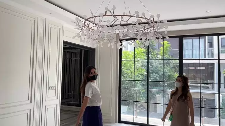 potret terbaru rumah Syahnaz © YouTube