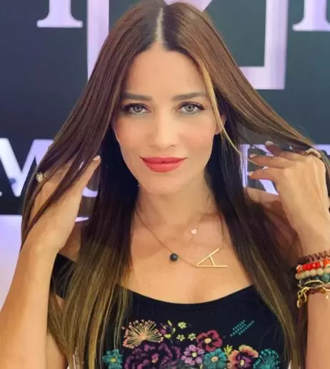 Lucy di telenovela Rosalinda Instagram/@adrianafonsecaoficial Lucy di telenovela Rosalinda Instagram/@adrianafonsecaoficial