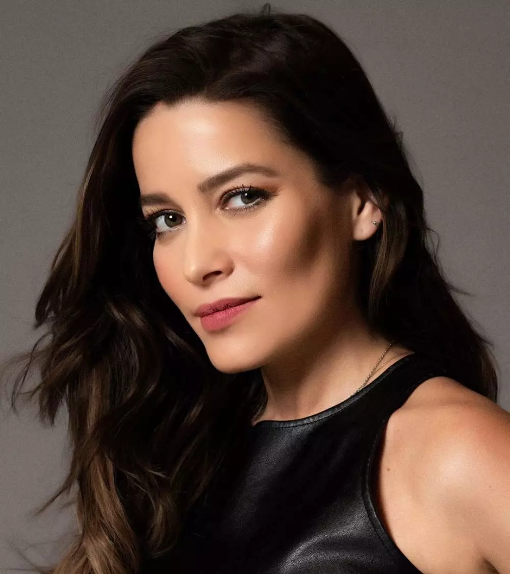 Lucy di telenovela Rosalinda Instagram/@adrianafonsecaoficial Lucy di telenovela Rosalinda Instagram/@adrianafonsecaoficial