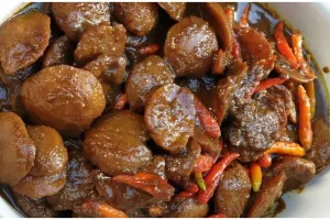 Meski berbau tak sedap, 9 makanan ini ternyata sangat nikmat