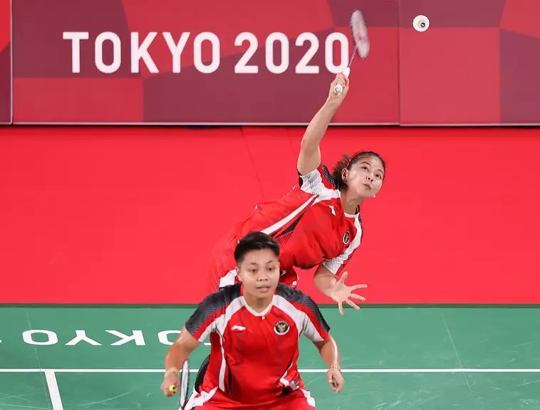 Kisah di balik servis forehand Greysia Polii yang unik Instagram Kisah di balik servis forehand Greysia Polii yang unik Instagram