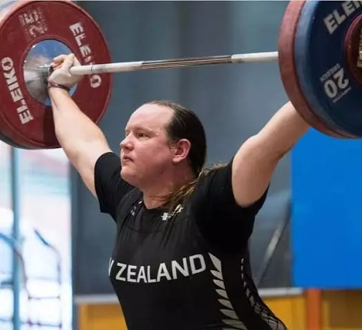 Laurel hubbard atlet transgender di olimpiade © 2021 brilio.net