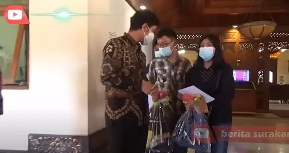 Bantuan Gibran Rakabuming © Istimewa