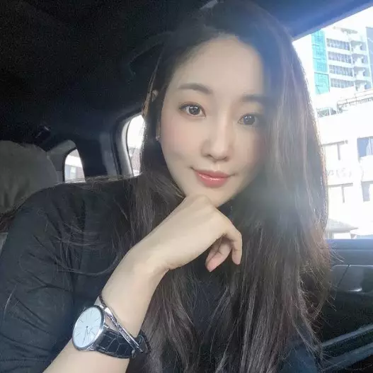 aktris Korea ini masih betah melajang dari berbagai sumber