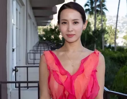 aktris Korea ini masih betah melajang dari berbagai sumber