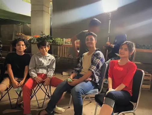 Potret Adrienne Jasmine debut akting dari berbagai sumber