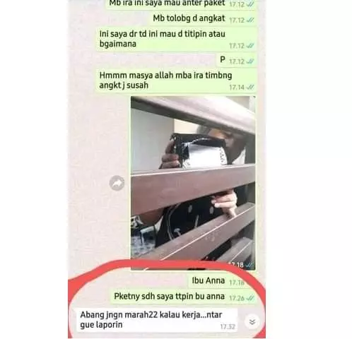 penerima paket salah paham © Twitter