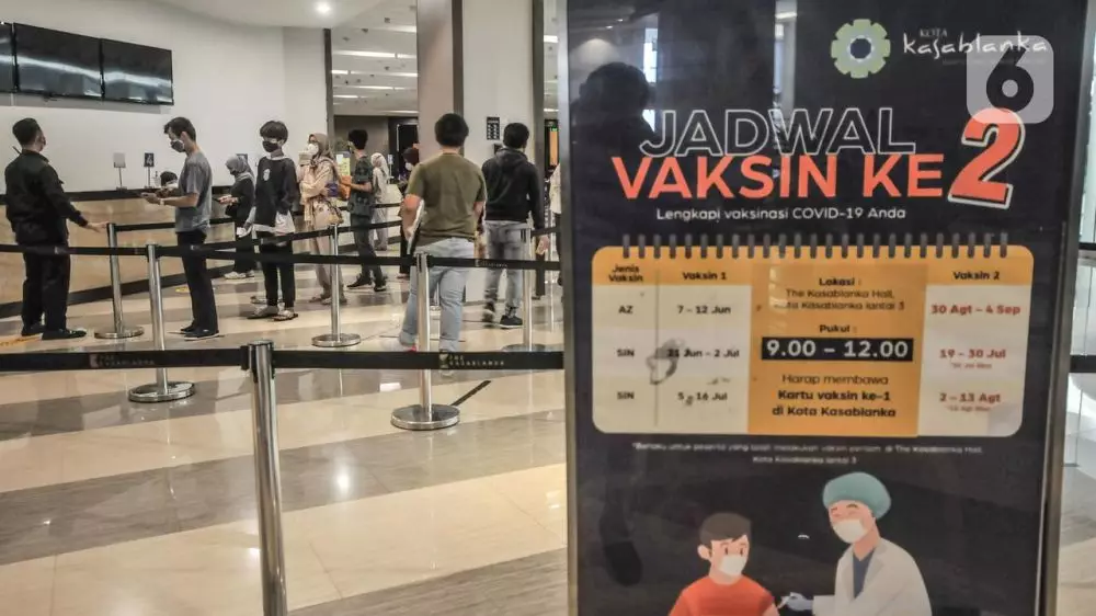 masuk mal pakai kartu vaksin © 2021 brilio.net masuk mal pakai kartu vaksin © 2021 brilio.net